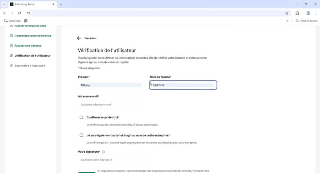L'interface de vérification utilisateur. Ici l'utilisateur entre son prénom, nom et confirme son identité à l'aide d'une checkbox.