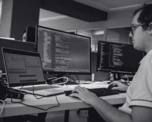 Illustration fiche de poste NYUMBA